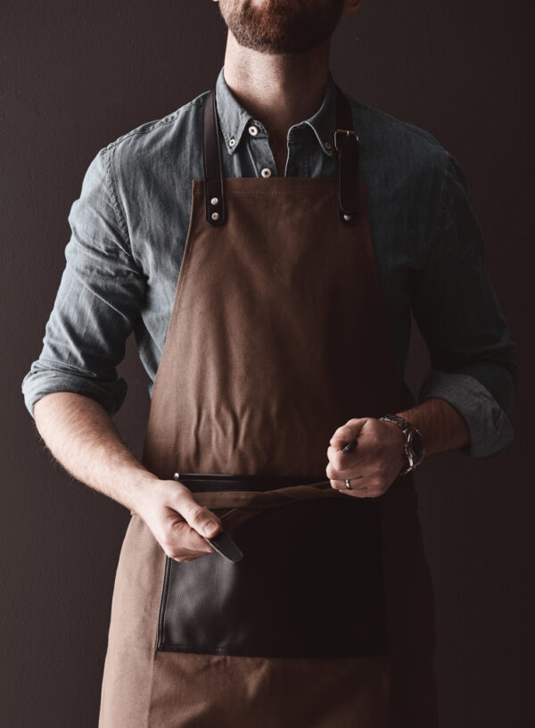 VINGA Casbas Apron - Brown VINGA Casbas Apron - Brown