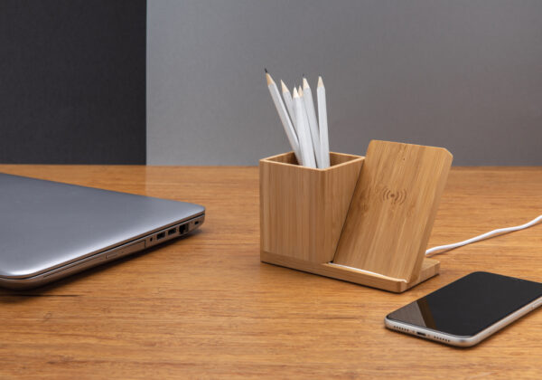 Calgary bamboo 10W wireless charger - Chargers & Powerbanks
